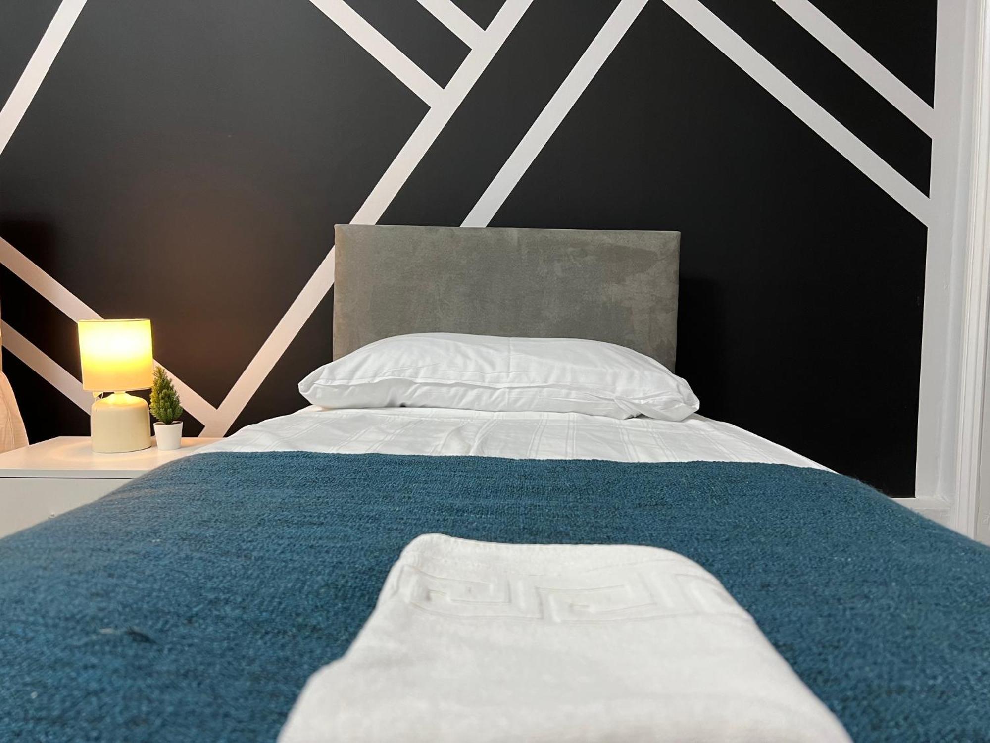 דירות לונדון Comfy Entire Flat In Kings Cross מראה חיצוני תמונה